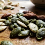 Tajni uzrok krckanja koljena i kako obični mangan čuva hrskavicu od habanja tajni-uzrok-krckanja-koljena-i-kako-obicni-mangan-cuva-hrskavicu.webp.webp