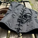 Zašto popularni life hack korzet za leđa radi protiv nas zasto-popularni-life-hack-korzet-za-leda-radi-protiv-nas.webp.webp